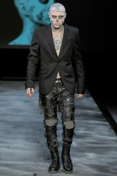 Look 5